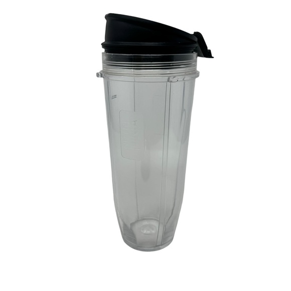 2 Nutri Ninja Blender Replacement Pitchers 18oz & 32oz With Sip And Seal Lids - Picture 2 of 4